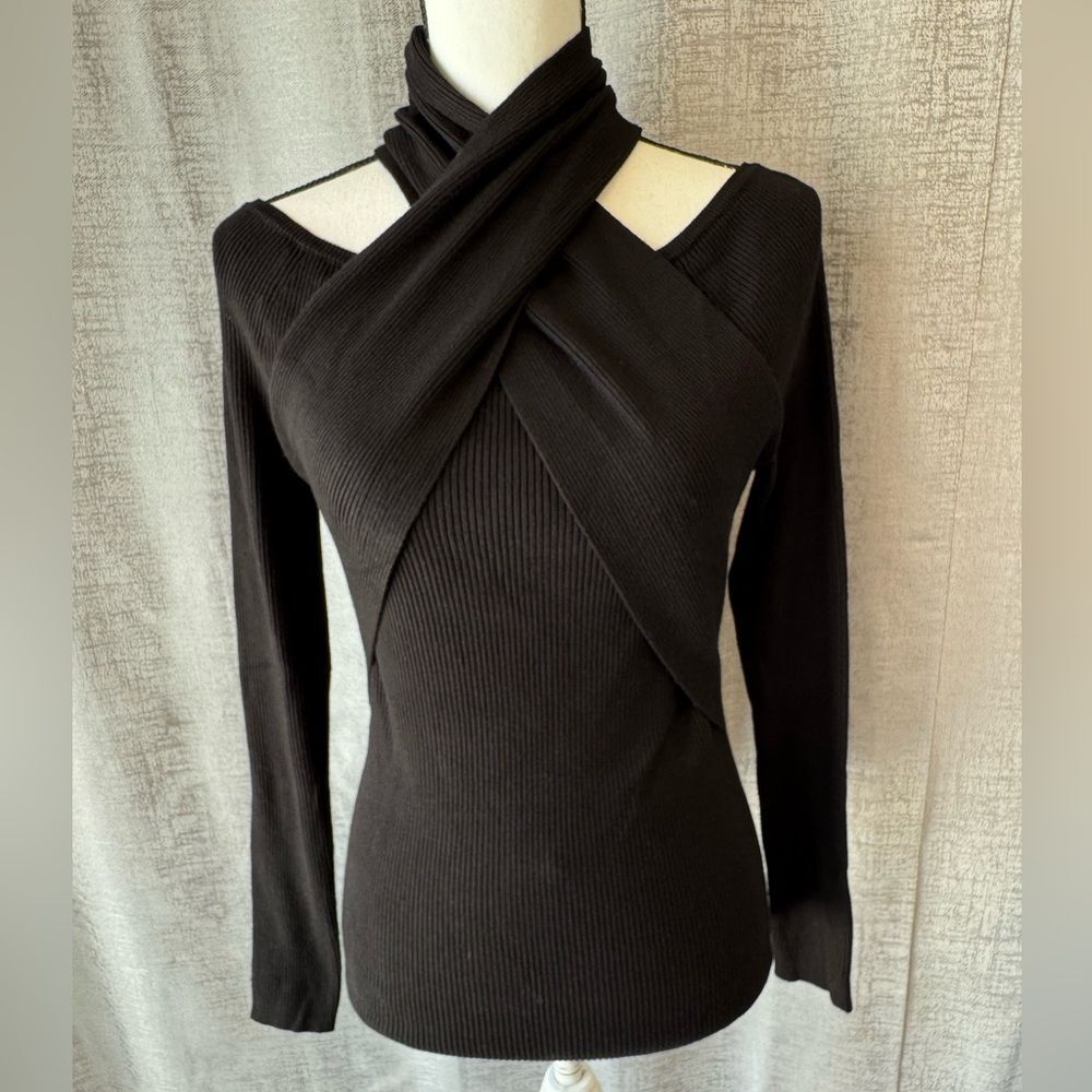 NWT DESIGN HISTORY Black Ribbed Cross-Front Sweater - Size S (A101)
